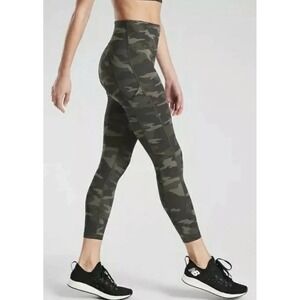 Athleta Womens Ultimate Pocket Camo 7/8 Tight Leggings Sz L Green‎ Athleisure